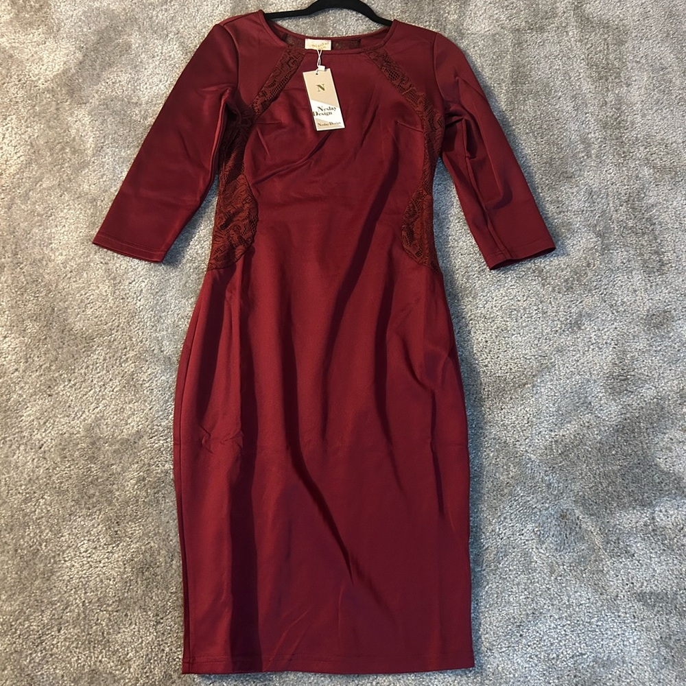 Elegant Burgundy Long Sleeve Dress